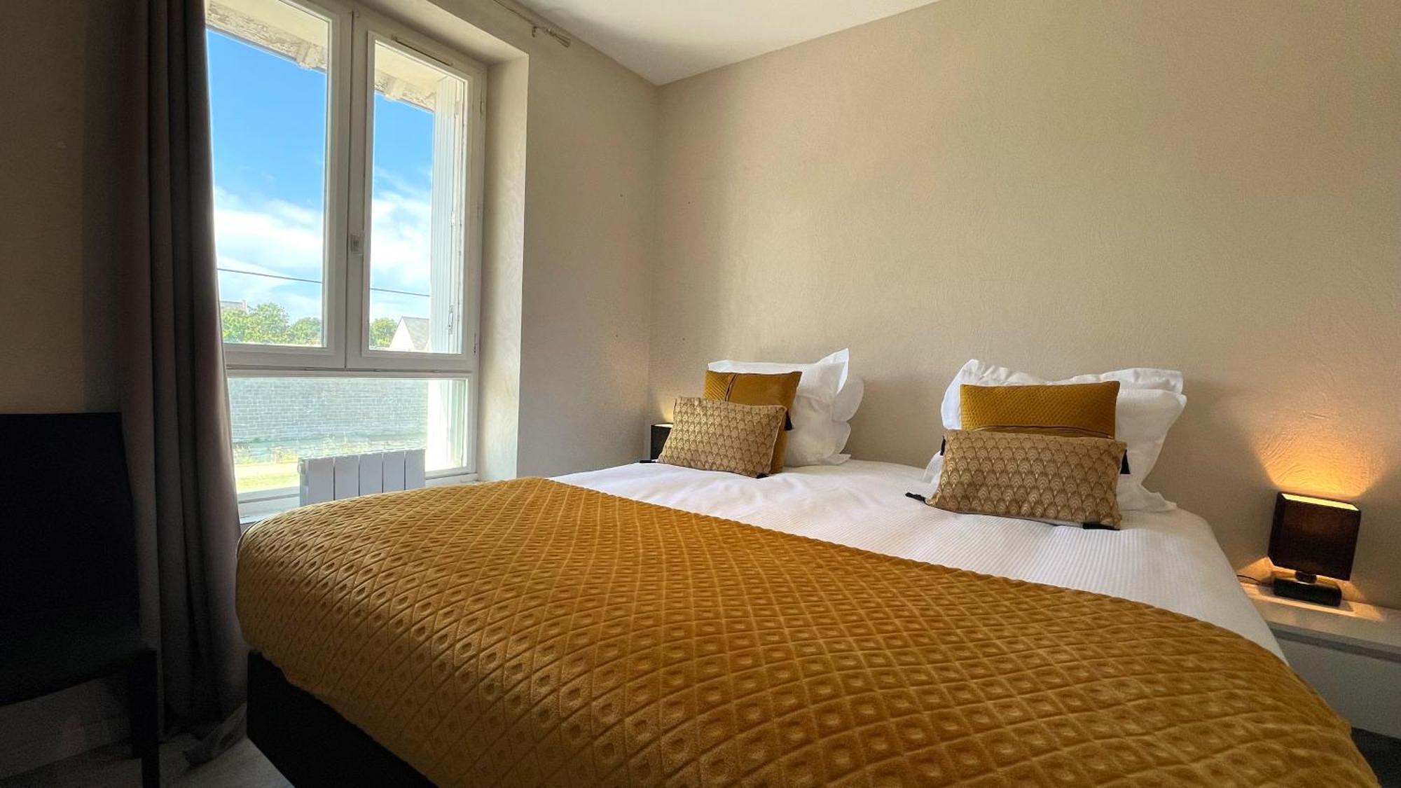 Des Quatre Saisons Hotel 2*